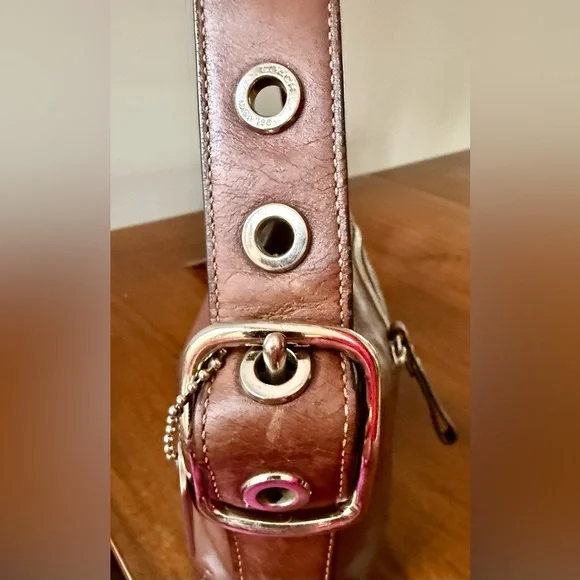 ‼️SOLD ‼️Vintage Coach East West Legacy Shoulder Bag in Mahogany Y2K 2006 - Picture 5 of 15